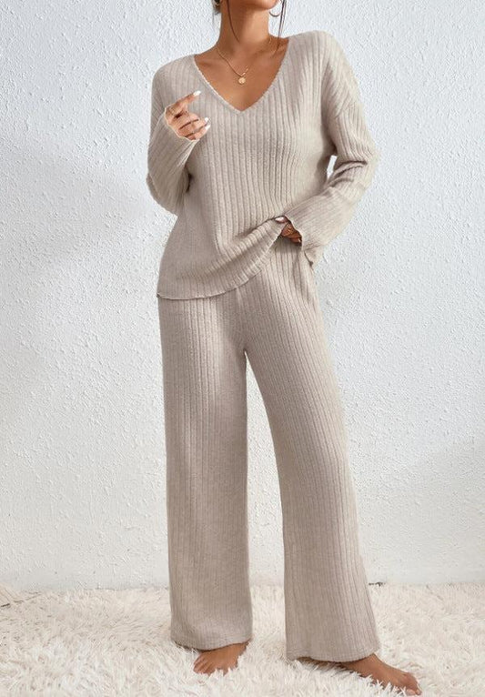 Soft Knitted Two-Piece Loungewear Set for Women