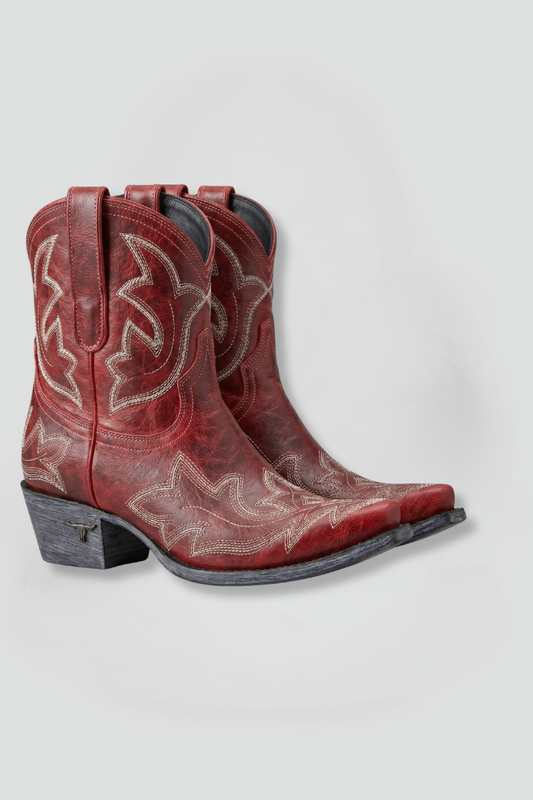 Embroidered Western-Style Boots With Pointed Toe