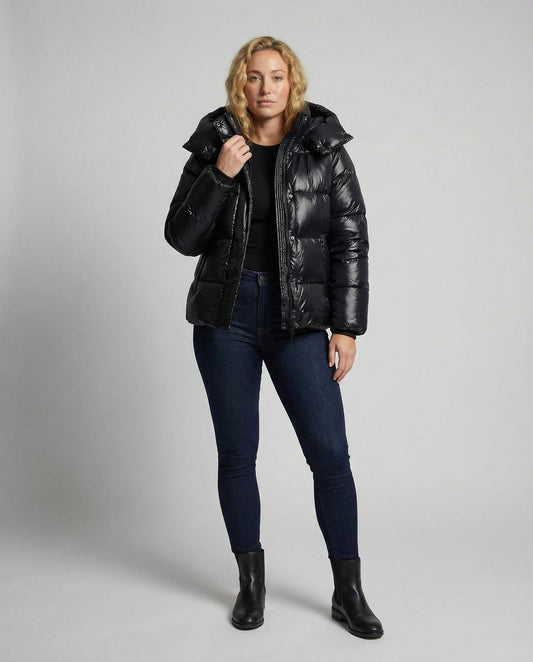 Women's Sporty Hooded Quilted Jacket with Pockets