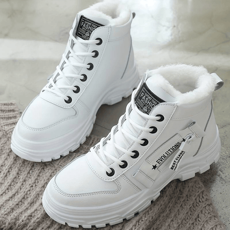 Women's Warm Soft Lined Everyday Winter Boots