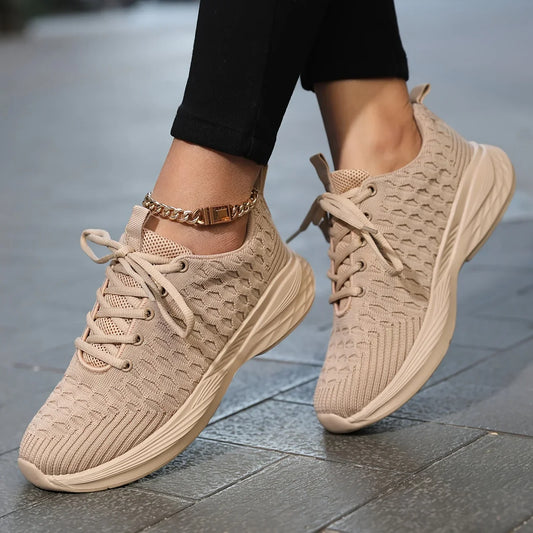 Women's Flexible Textured Knit Lace-Up Trainers